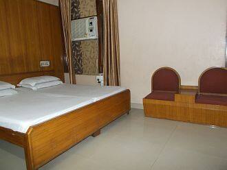 New Light Hotel, Ludhiana 2